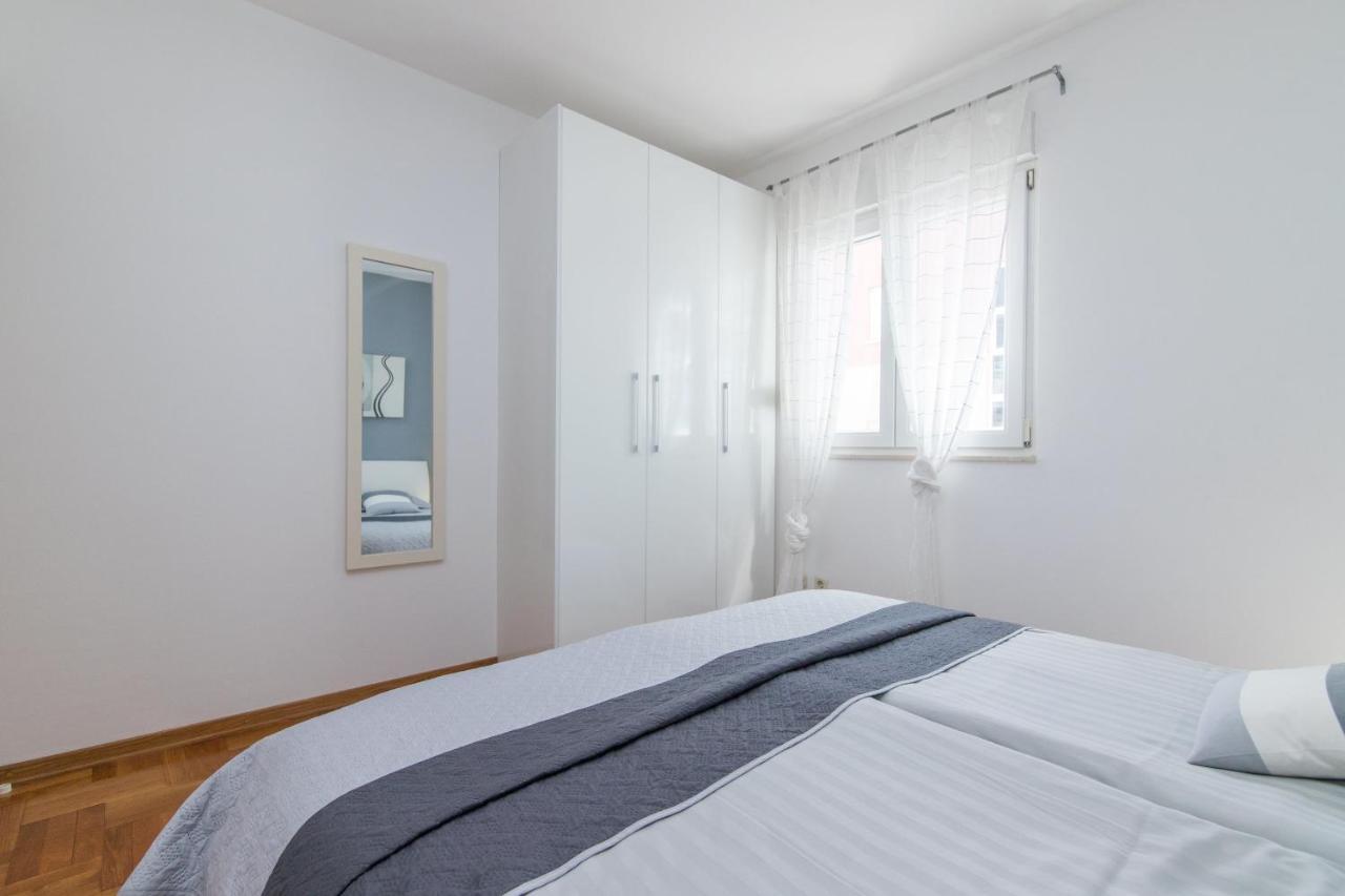 Apartment Mirela Split Exterior photo